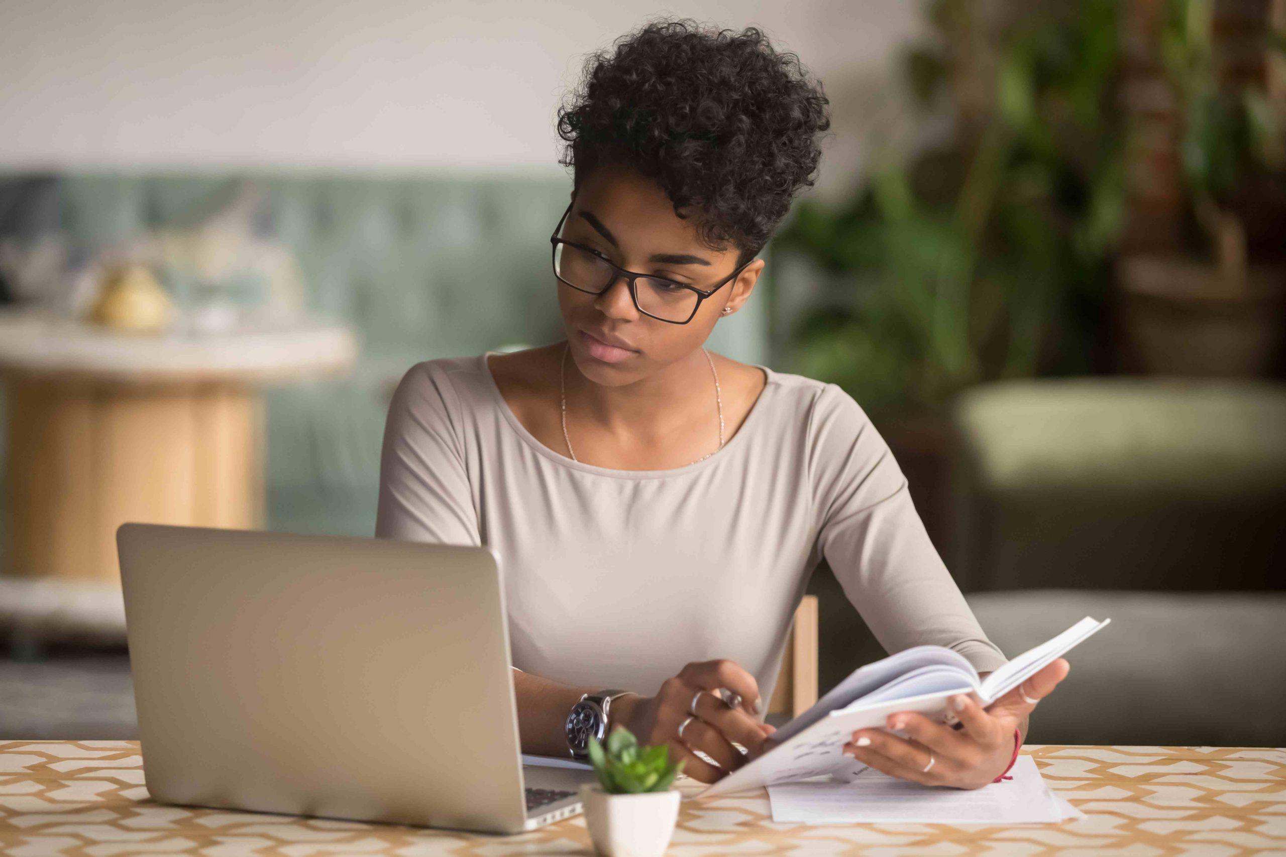 Os 7 melhores livros de finanças para Mulheres