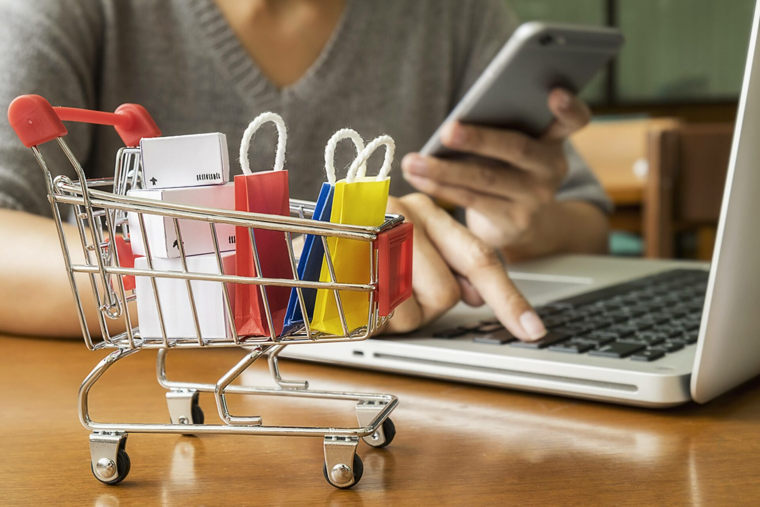 Compras online: 11 dicas para economizar